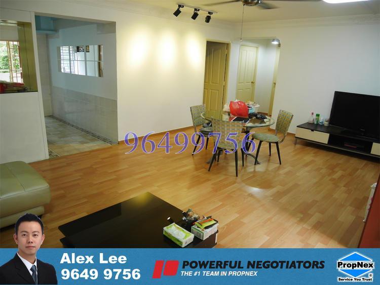 Woodlands Circle thumbnail photo